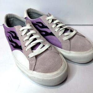 Used men’s Straye Purple and White Flame Sneakers